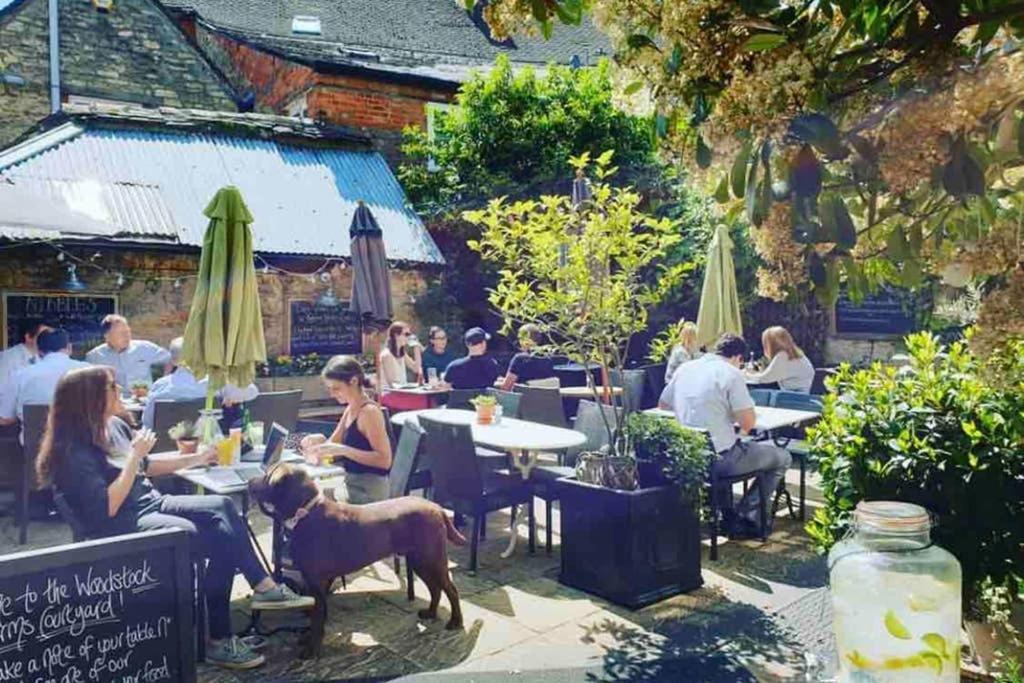 Oxfordshire Living - The Churchill Apartment - Woodstock Esterno foto